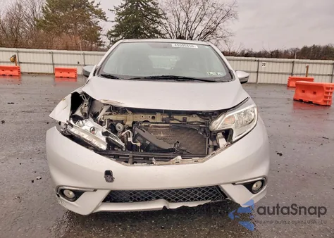 2016 Nissan Versa Note Sr z USA, uszkodzony, nr VIN 3N1CE2CPXGL407326